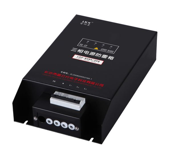 三相電源防雷箱10/350μs(LKX-B380/15G/25G/40G/50G) 數碼管 液晶屏